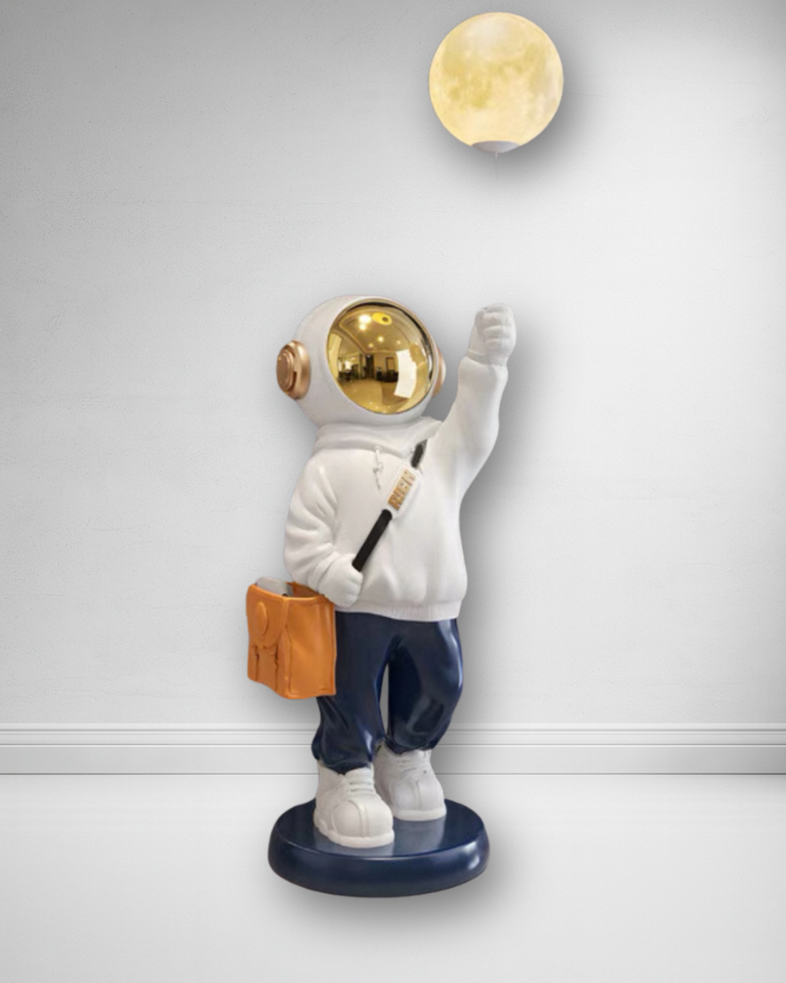 Astronaut Floor Lamp