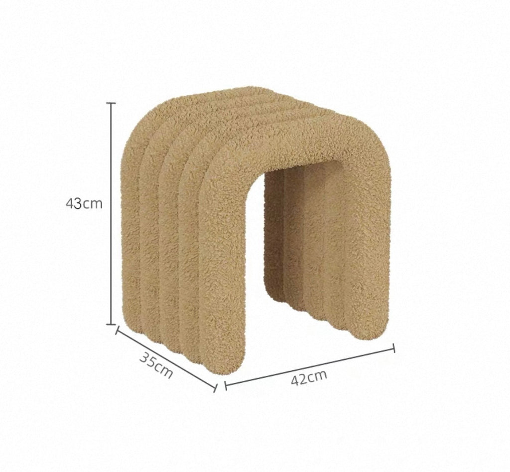 ARC STOOL